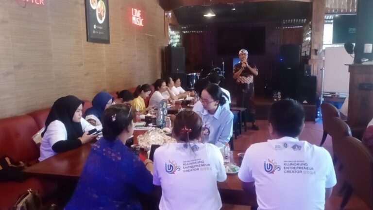 BPR Sarijaya Sosialisasi Produk-Layanan ke Peserta Inkubator Bisnis KEC-2024